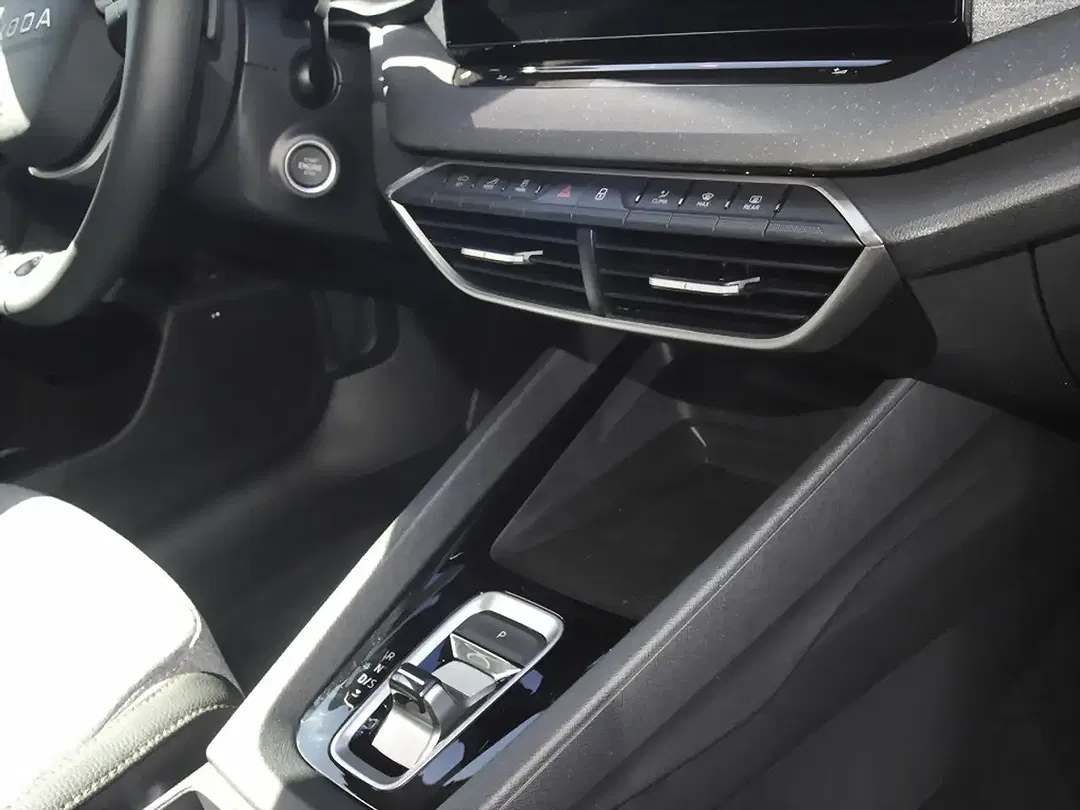 Skoda Octavia - Thumbnail 8