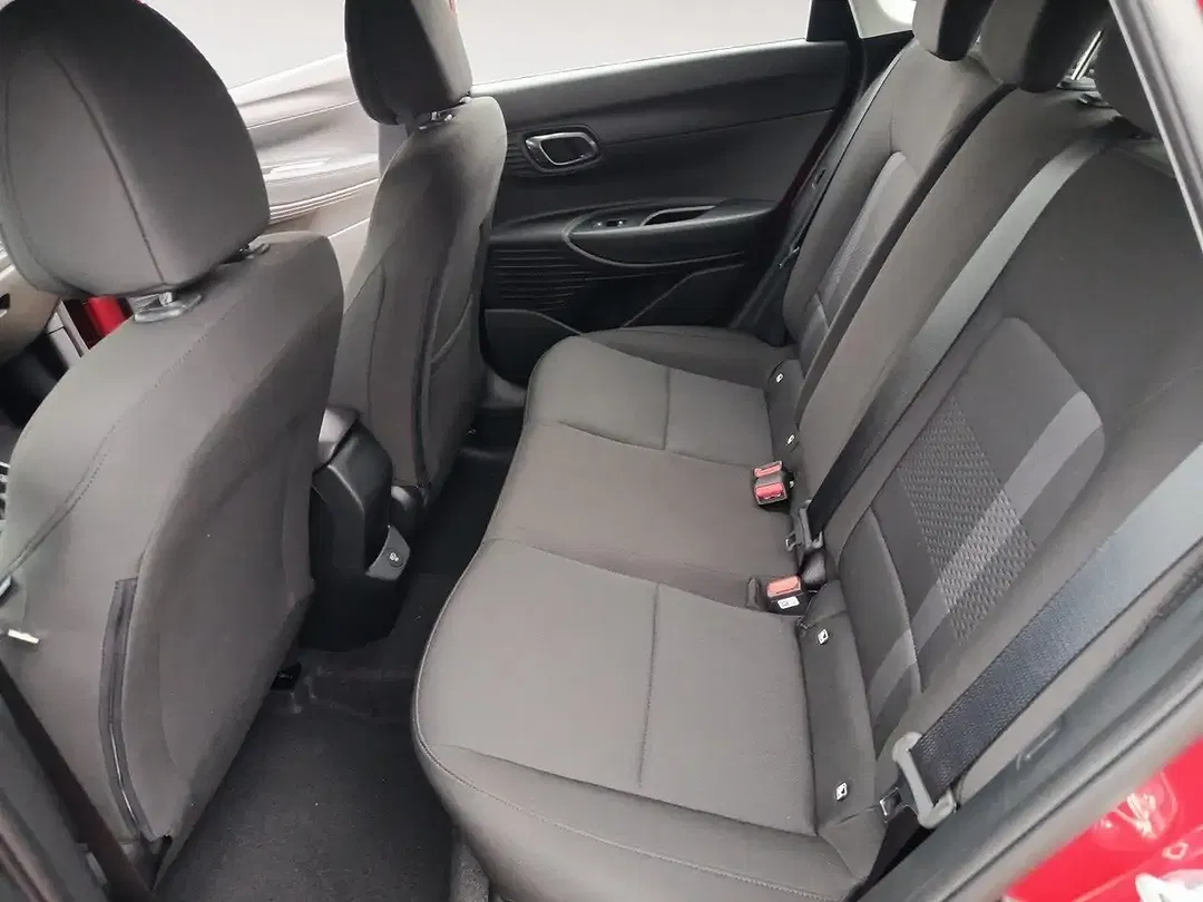 Hyundai i20 - Thumbnail 15