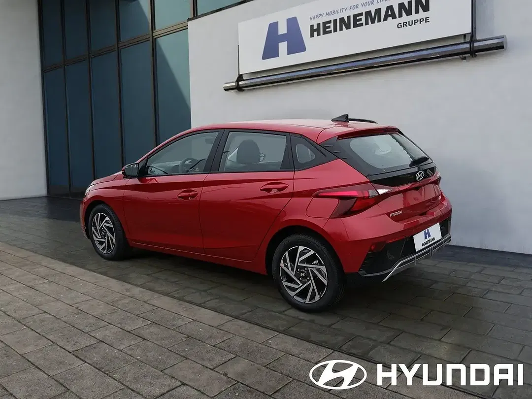 Hyundai i20 - Thumbnail 3
