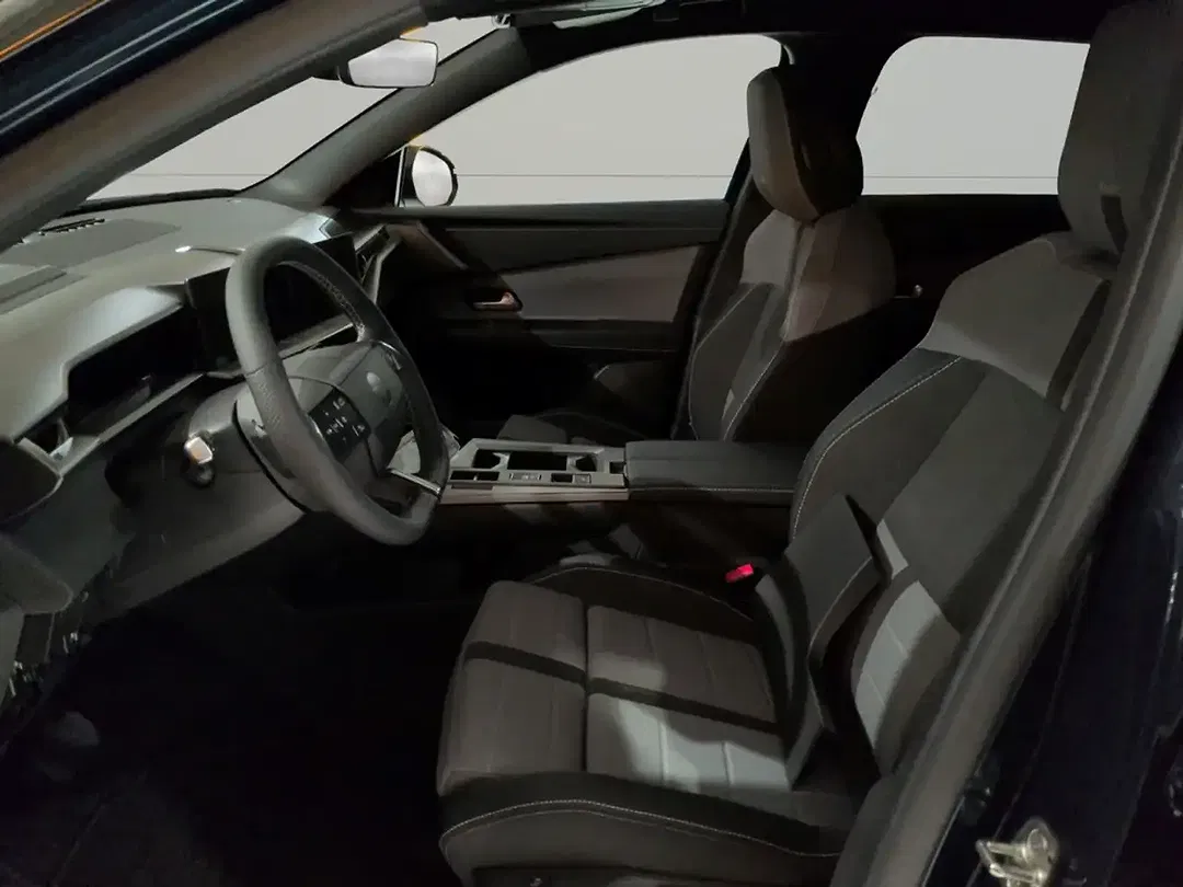 Opel Grandland - Thumbnail 6