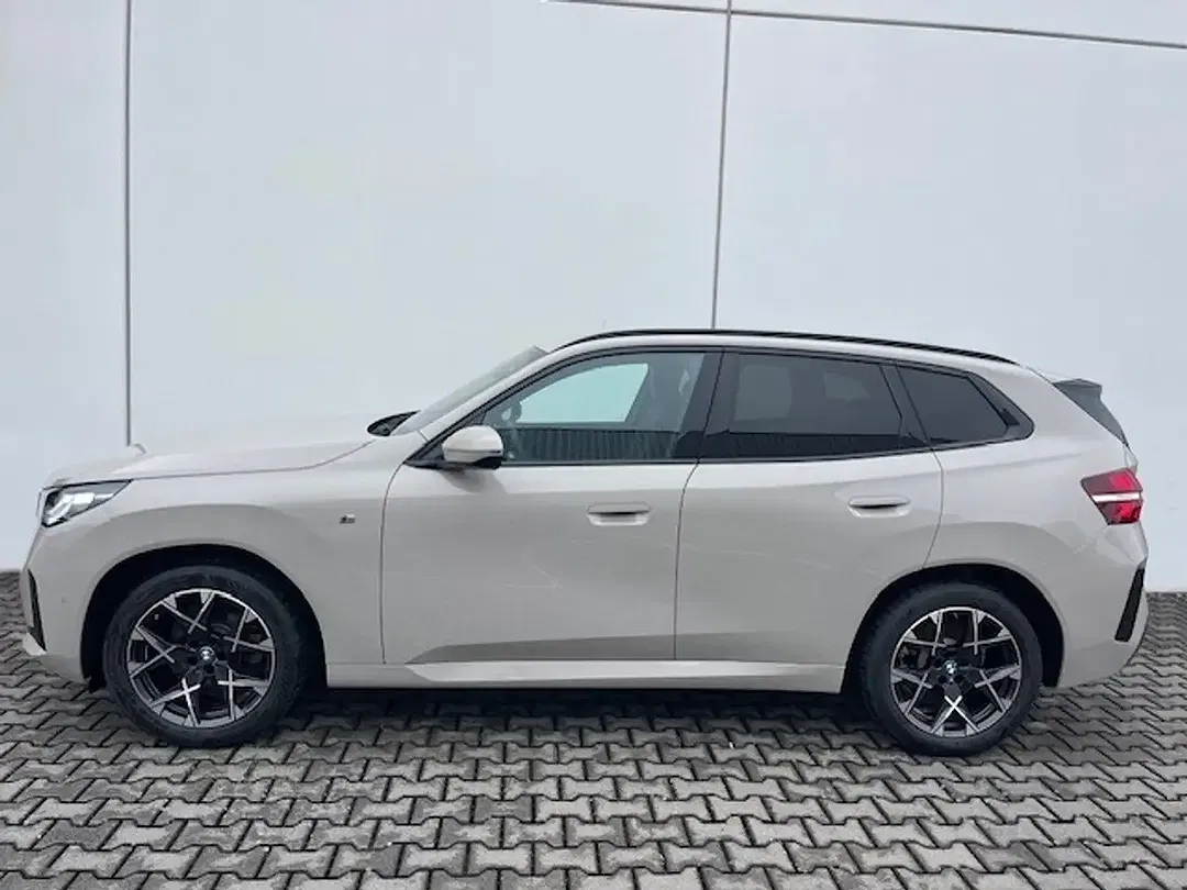 BMW X3 - Thumbnail 3