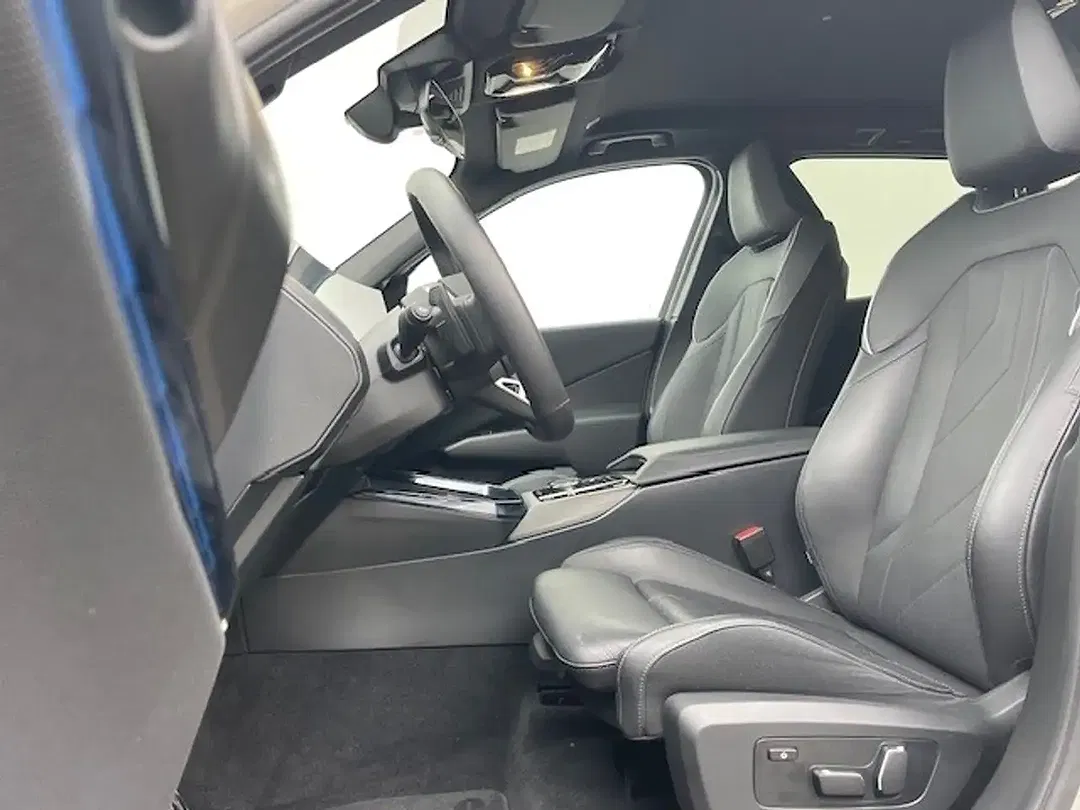 BMW X3 - Thumbnail 6