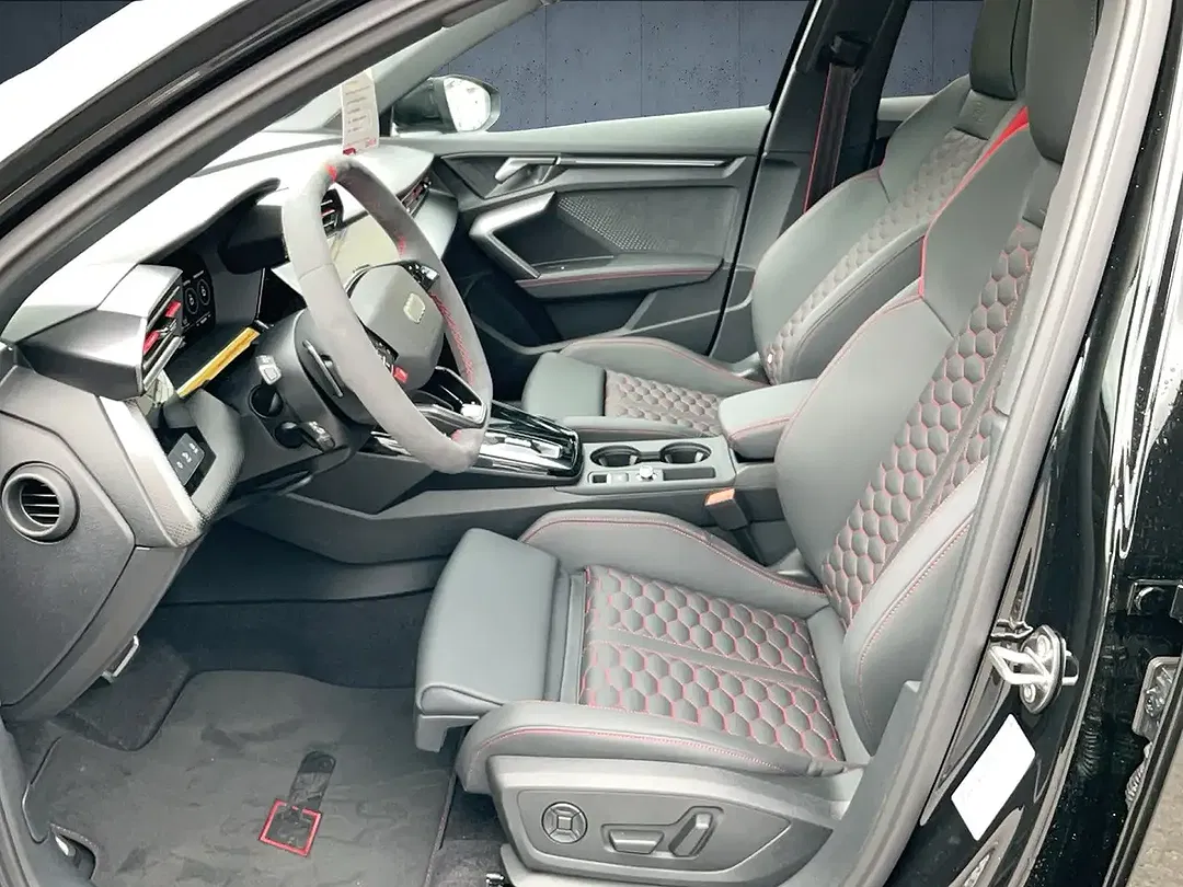 Audi RS3 - Thumbnail 10