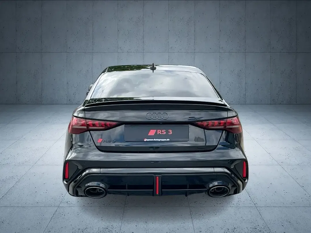Audi RS3 - Thumbnail 5