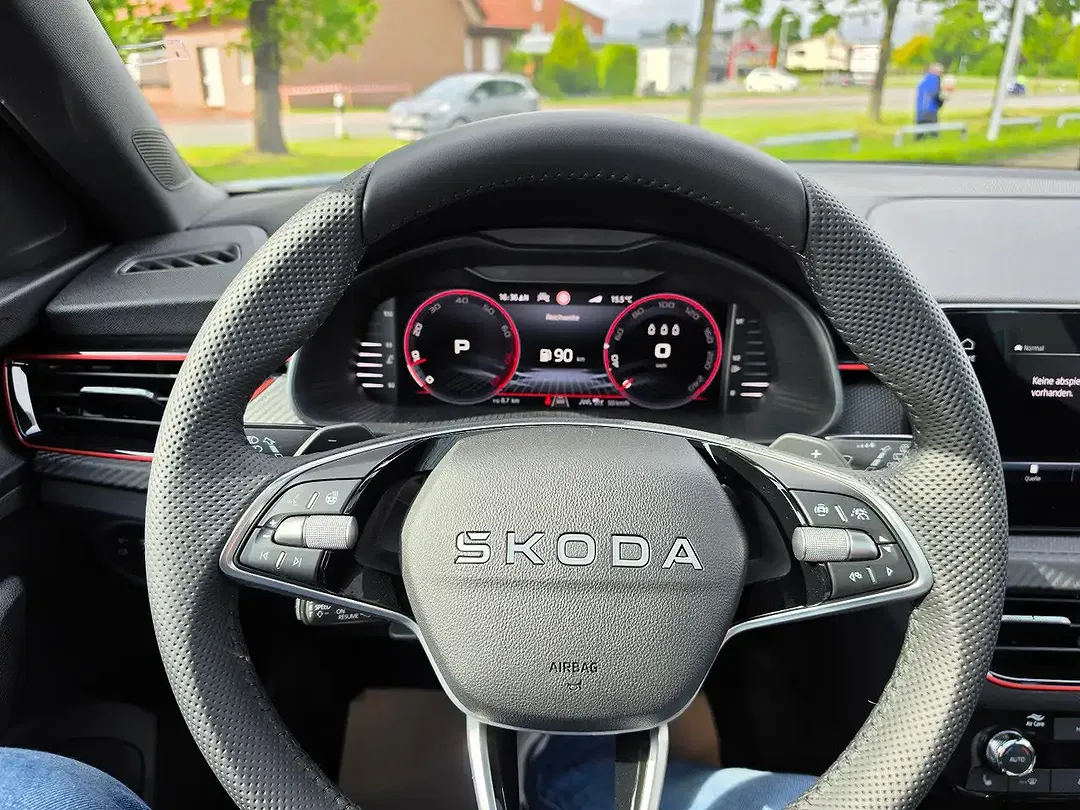 Skoda Kamiq - Thumbnail 14