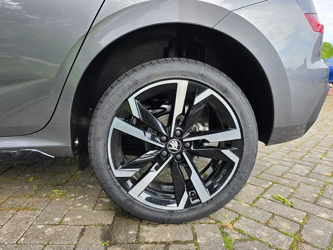 Skoda Kamiq - Thumbnail 6
