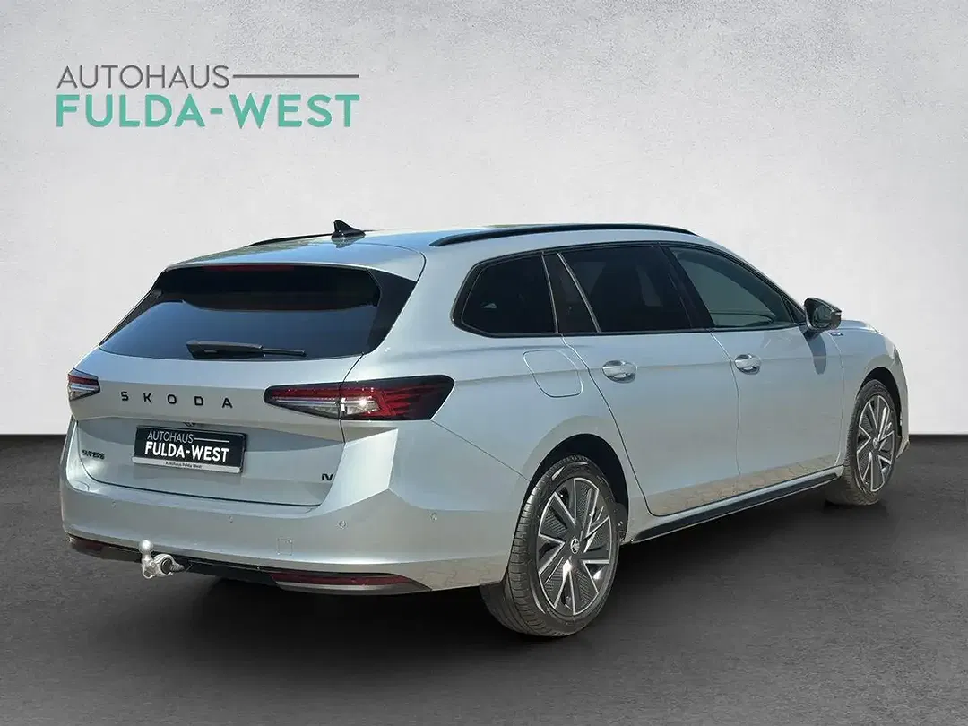 Skoda Superb - Thumbnail 5