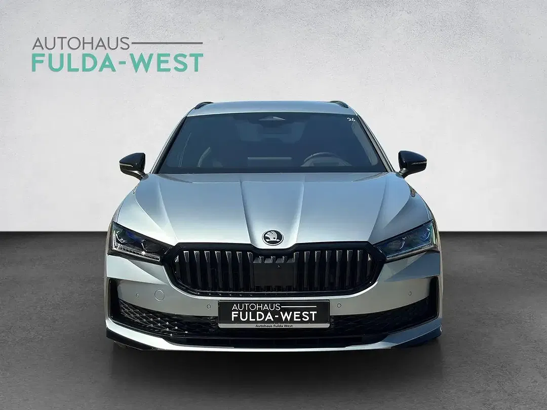 Skoda Superb - Thumbnail 6