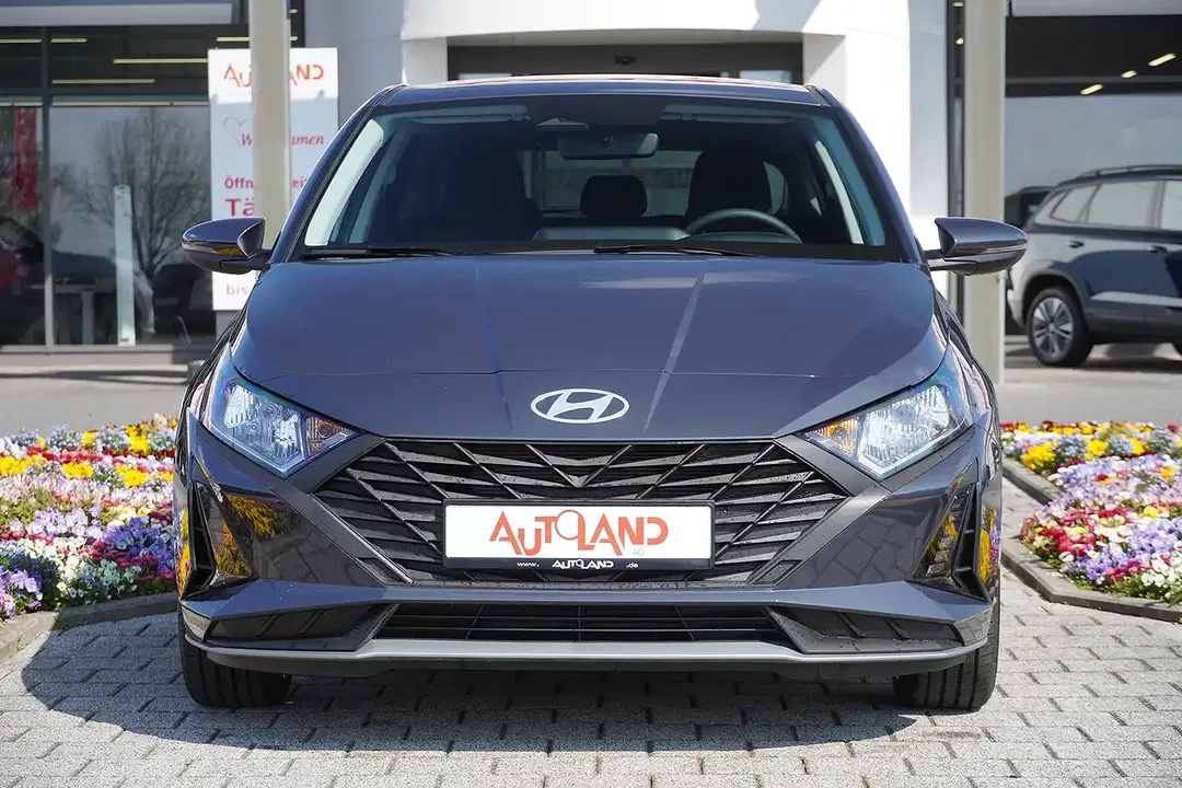 Hyundai i20 - Thumbnail 2