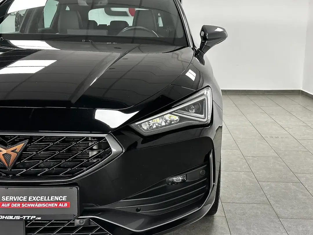 CUPRA Leon - Thumbnail 4