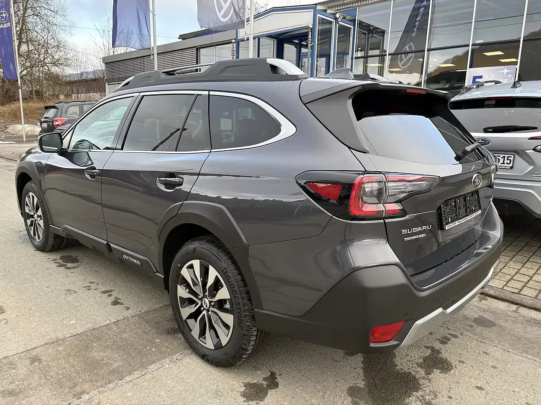 Subaru OUTBACK - Thumbnail 4