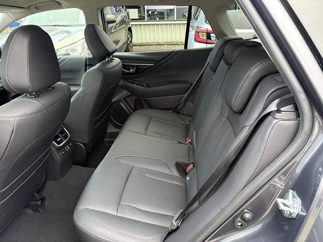 Subaru OUTBACK - Thumbnail 8