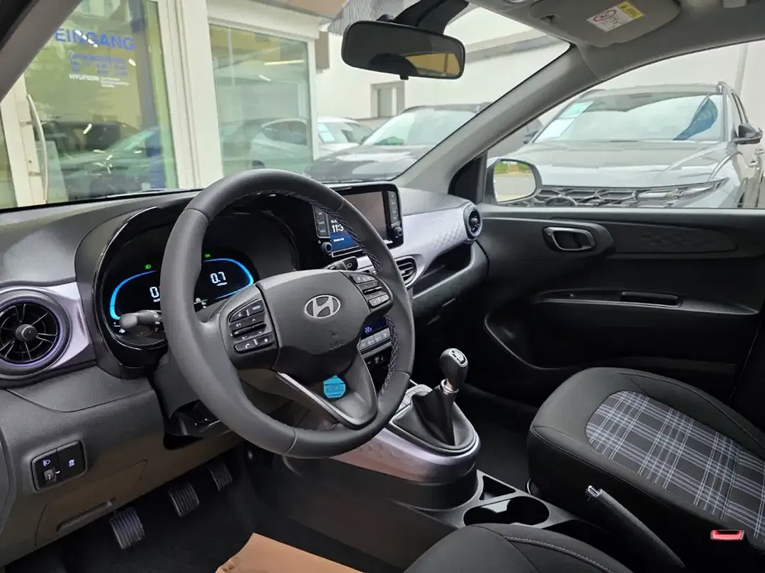 Hyundai i10 - Thumbnail 10