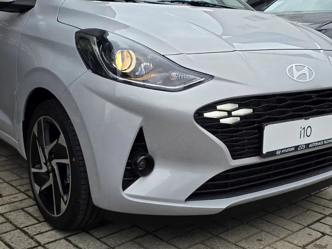 Hyundai i10 - Thumbnail 2