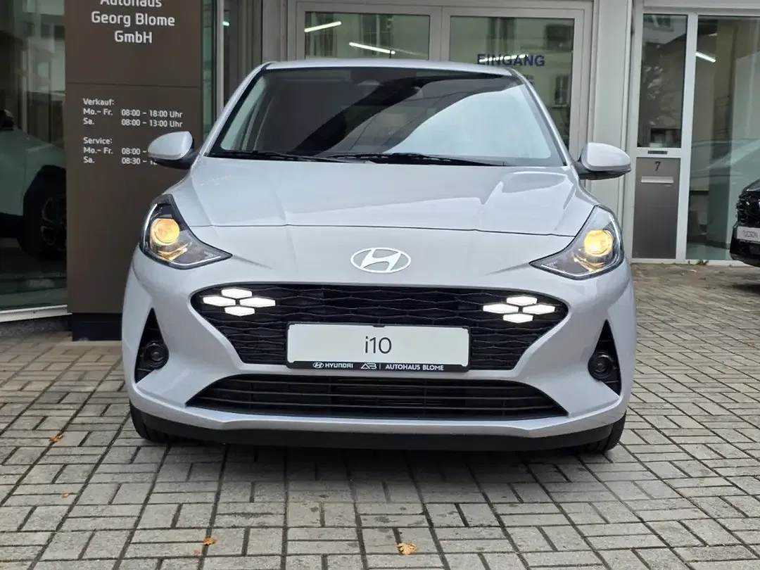 Hyundai i10 - Thumbnail 3