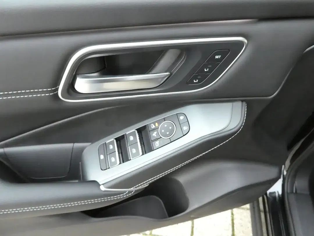 Nissan Qashqai - Thumbnail 8