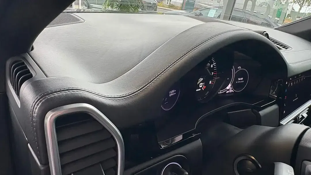 Porsche Cayenne - Thumbnail 10