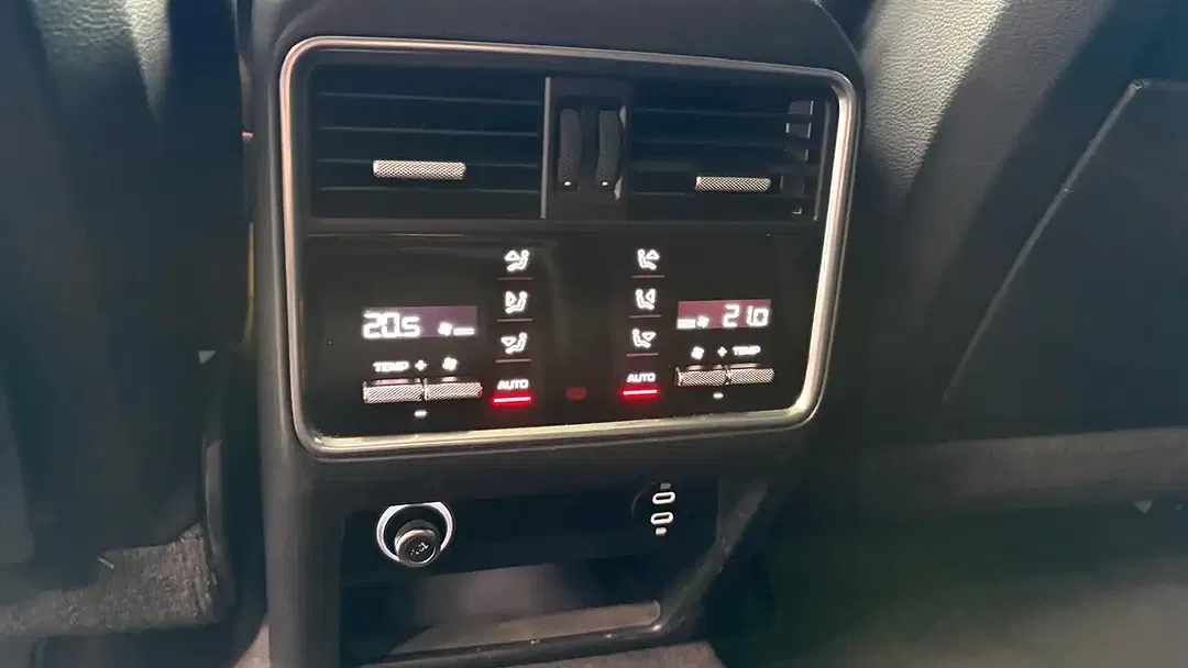 Porsche Cayenne - Thumbnail 14
