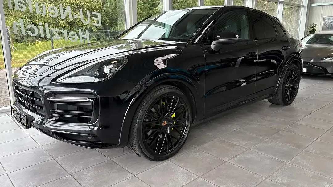 Porsche Cayenne - Thumbnail 3