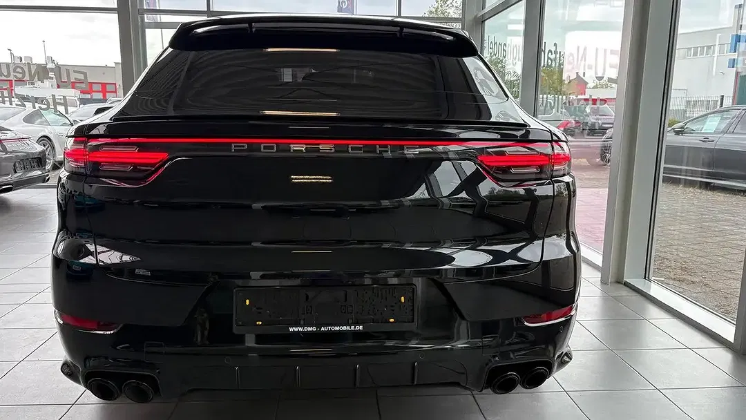 Porsche Cayenne - Thumbnail 5
