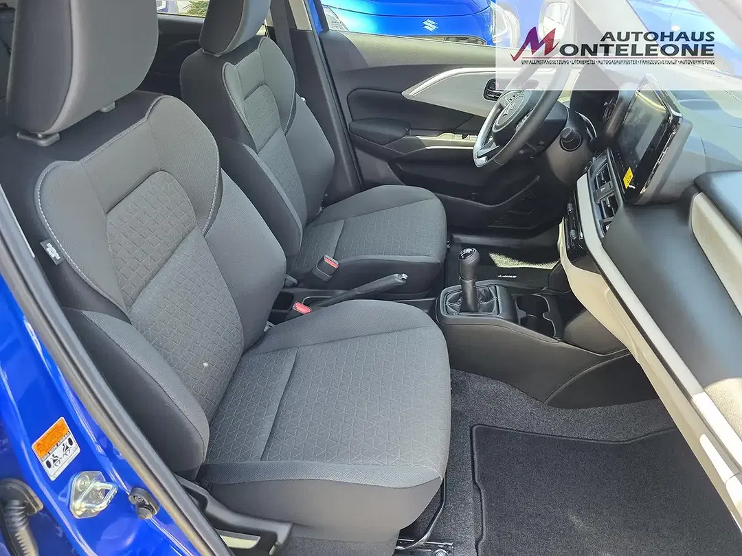 Suzuki Swift - Thumbnail 8