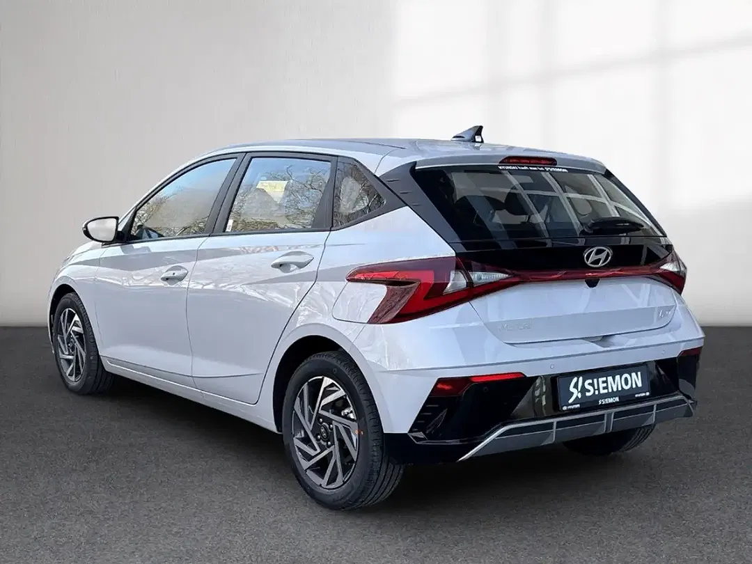 Hyundai i20 - Thumbnail 3