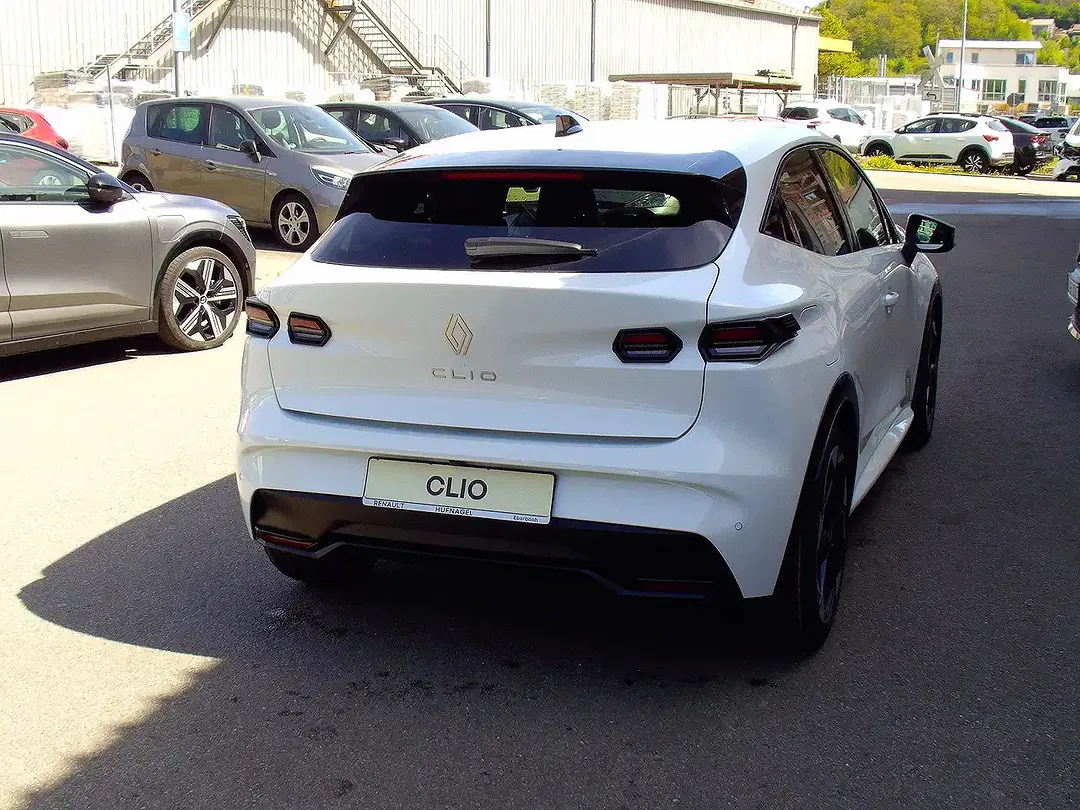 Renault Clio - Thumbnail 4