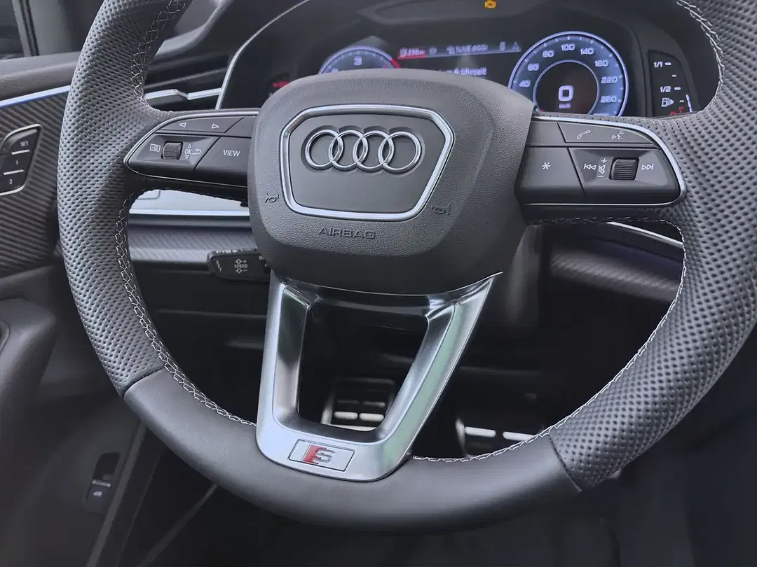 Audi Q8 - Thumbnail 13