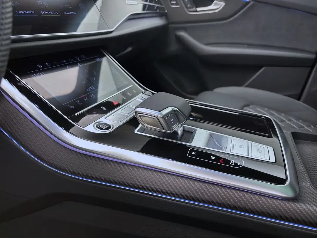 Audi Q8 - Thumbnail 15