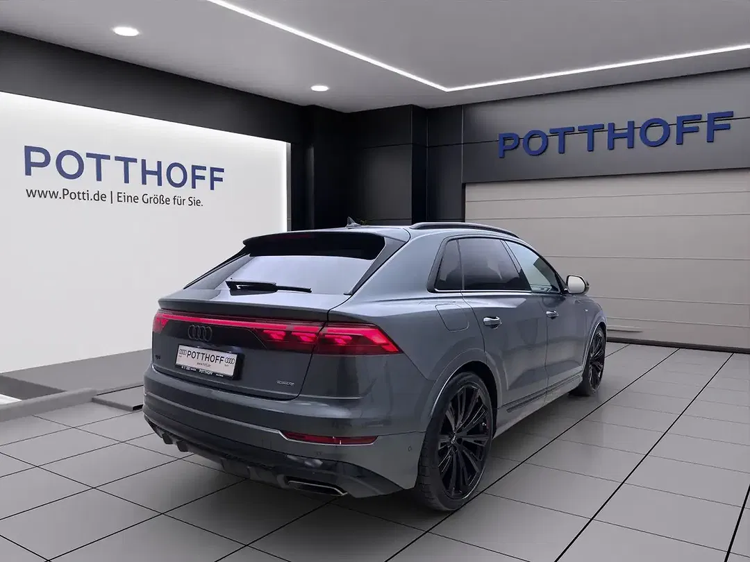 Audi Q8 - Thumbnail 6