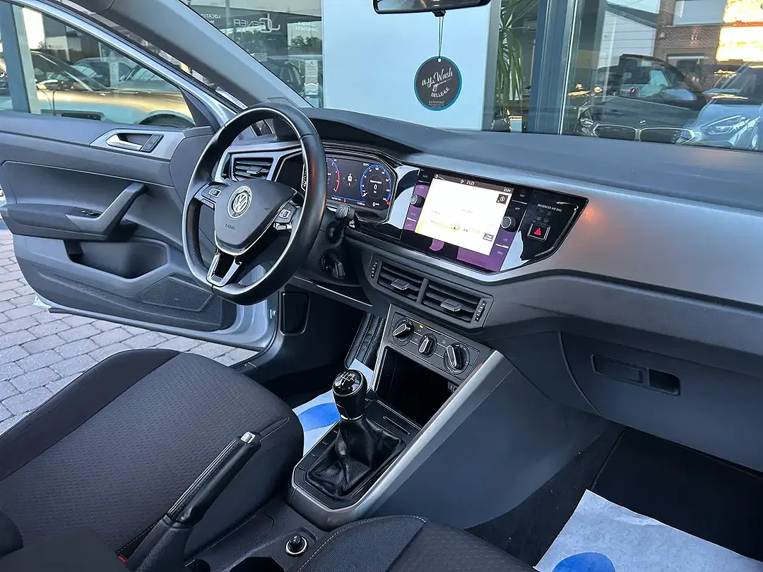 Volkswagen Polo - Thumbnail 10