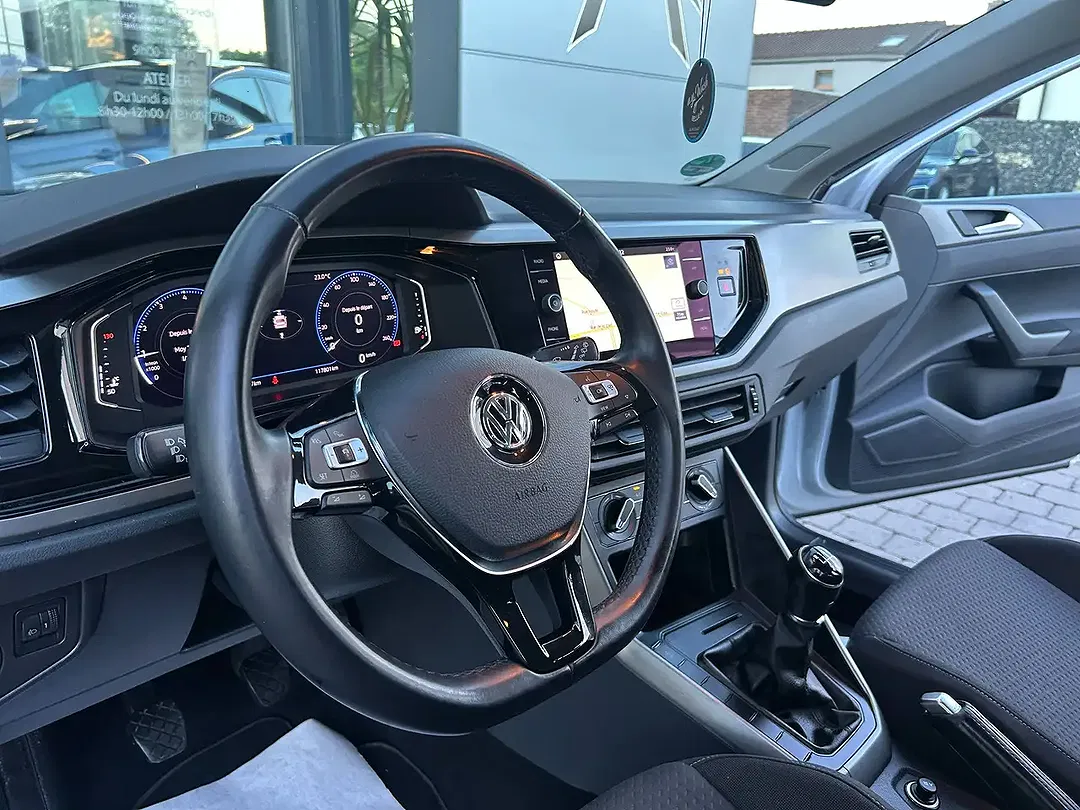 Volkswagen Polo - Thumbnail 9