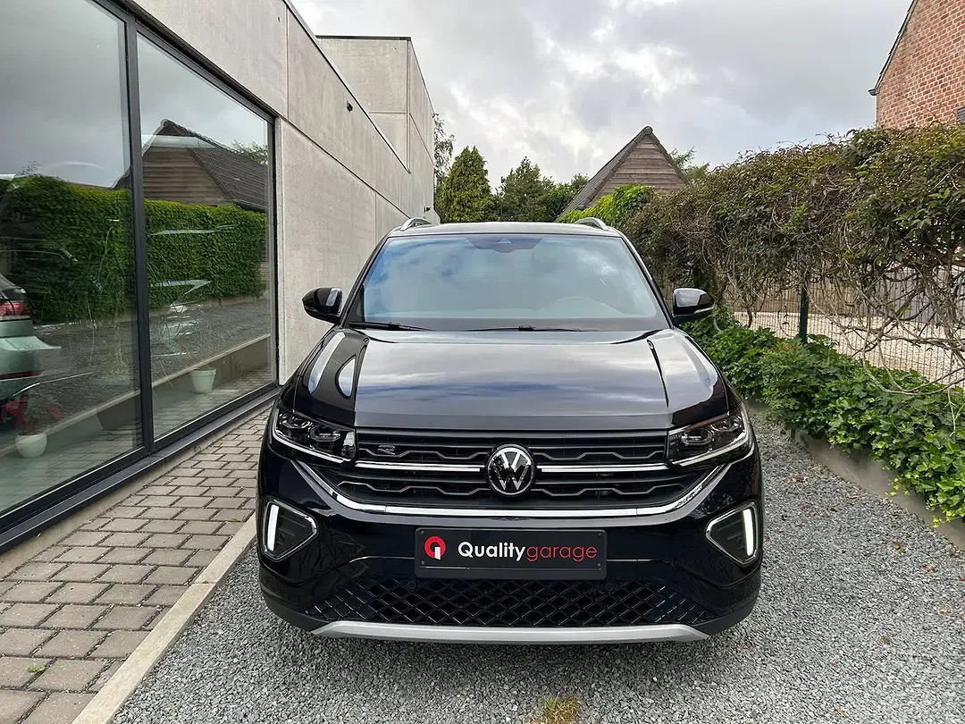 Volkswagen T-Cross - Thumbnail 2