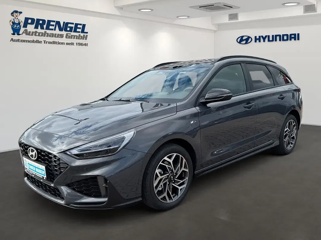 Hyundai i30 - Thumbnail 1