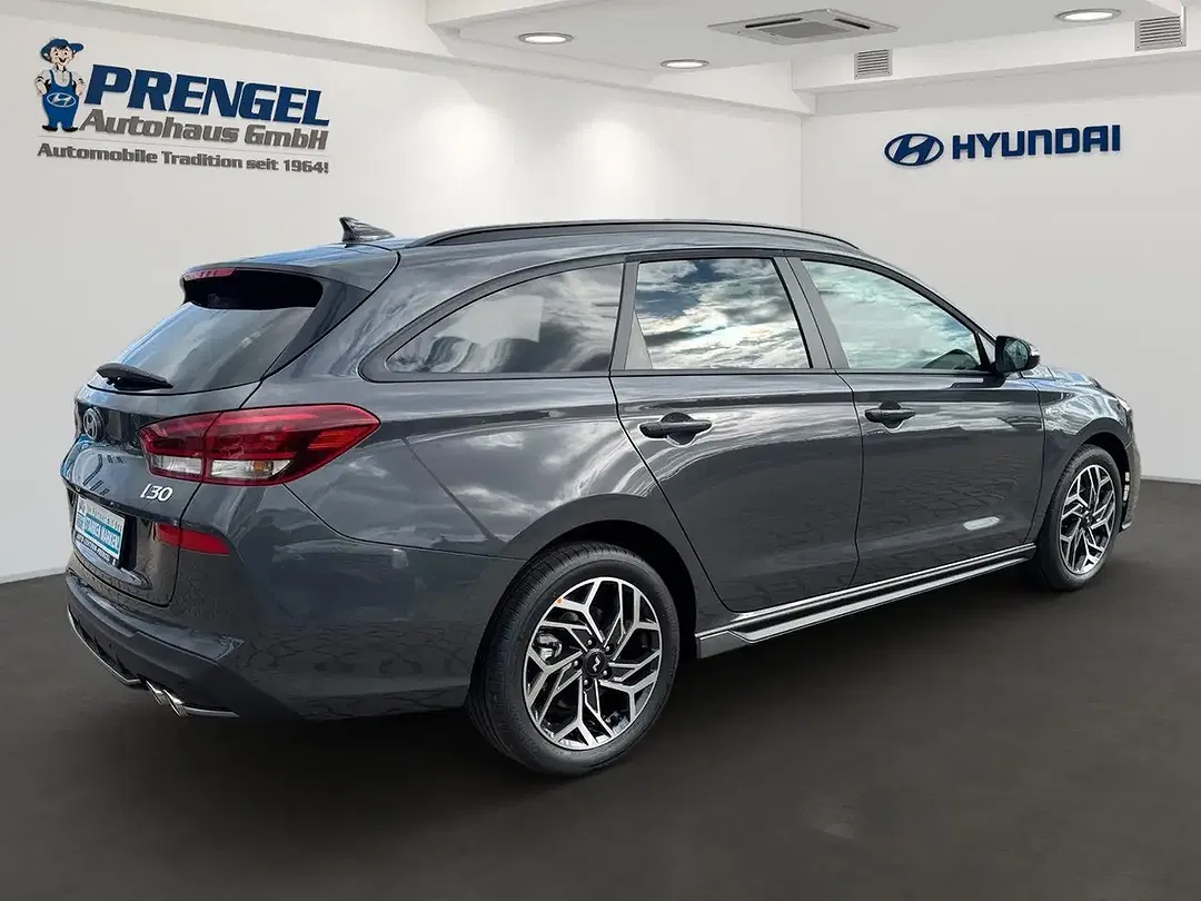 Hyundai i30 - Thumbnail 3
