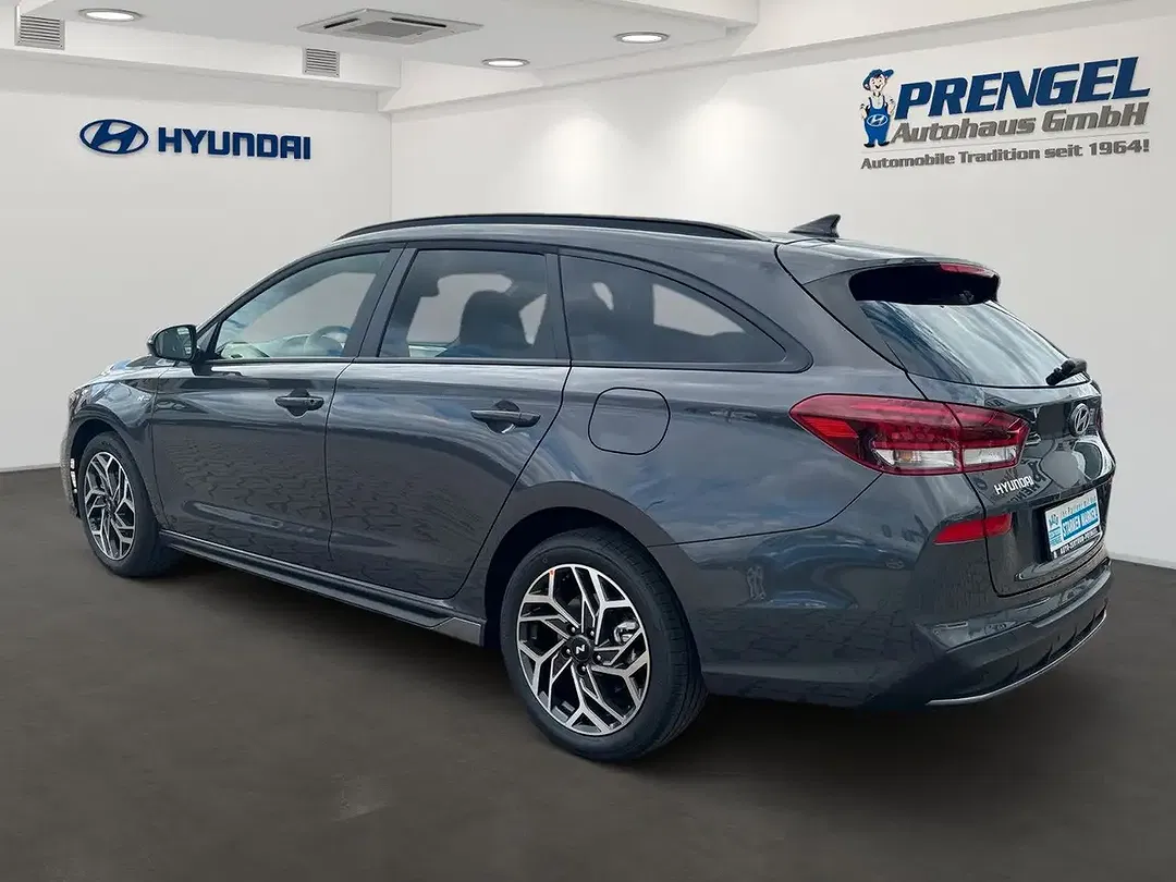 Hyundai i30 - Thumbnail 4