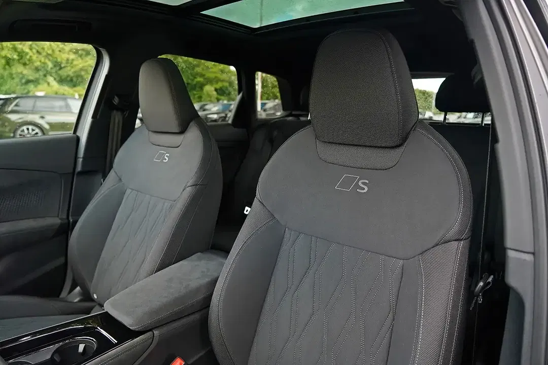 Audi Q3 - Thumbnail 13
