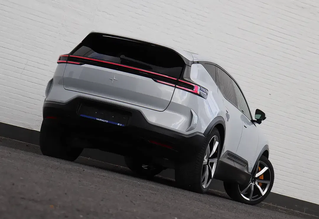 Polestar 3 - Thumbnail 10