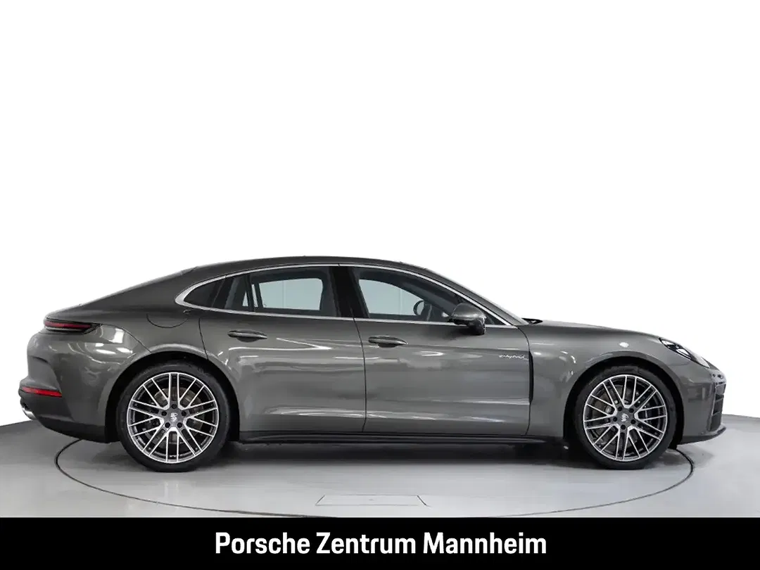 Porsche Panamera - Thumbnail 10