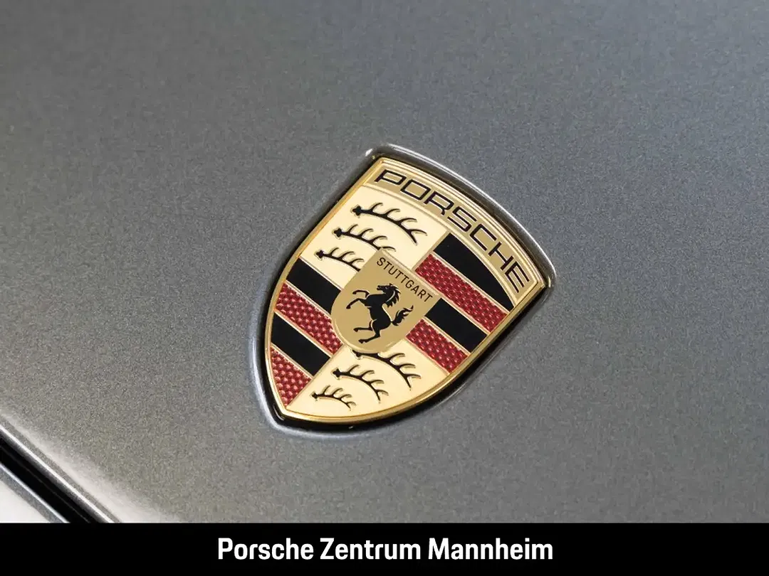Porsche Panamera - Thumbnail 12