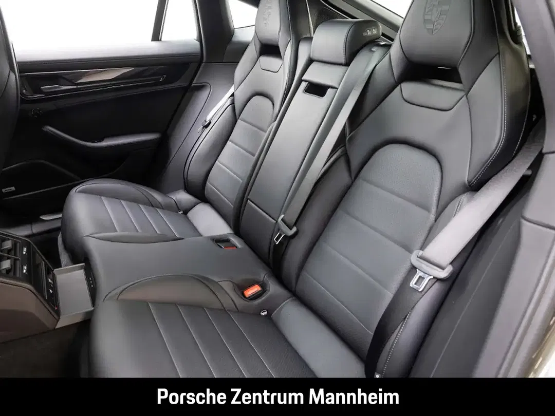 Porsche Panamera - Thumbnail 14