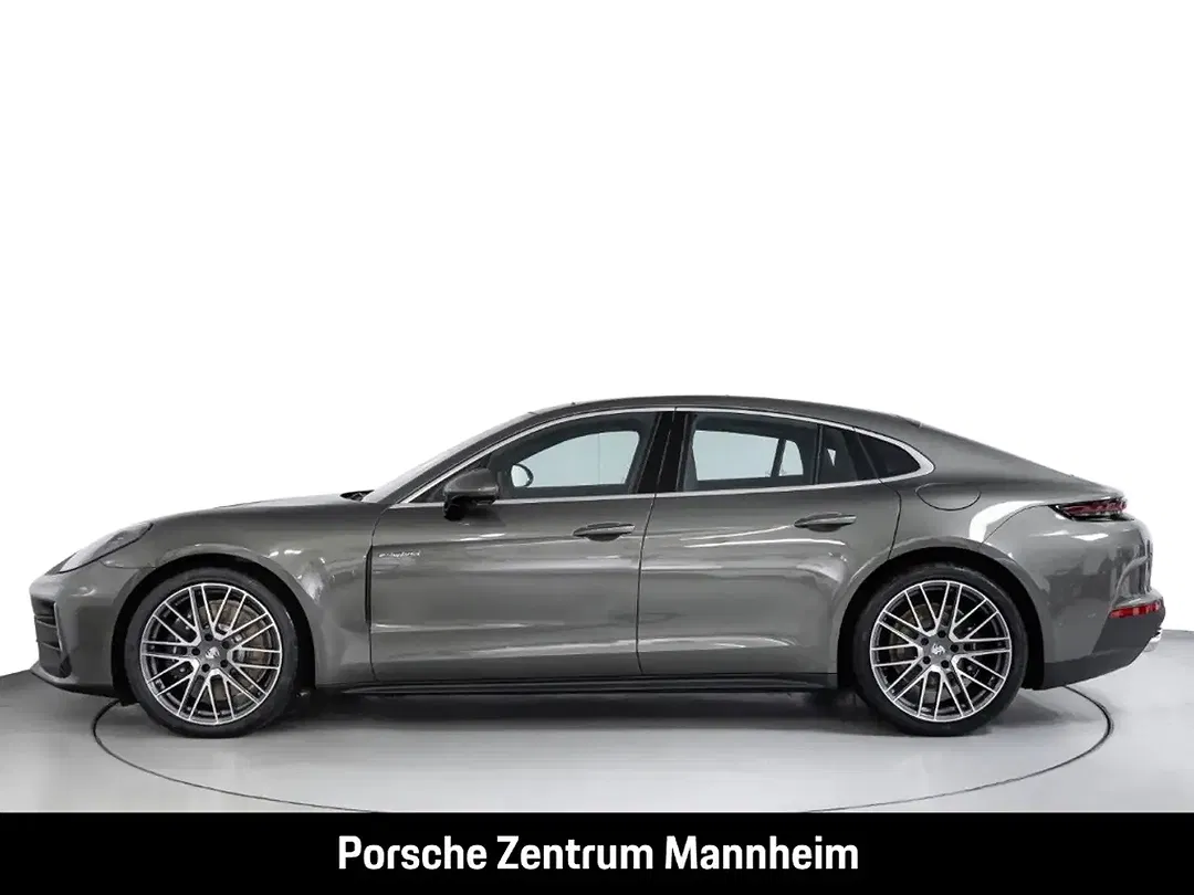Porsche Panamera - Thumbnail 2