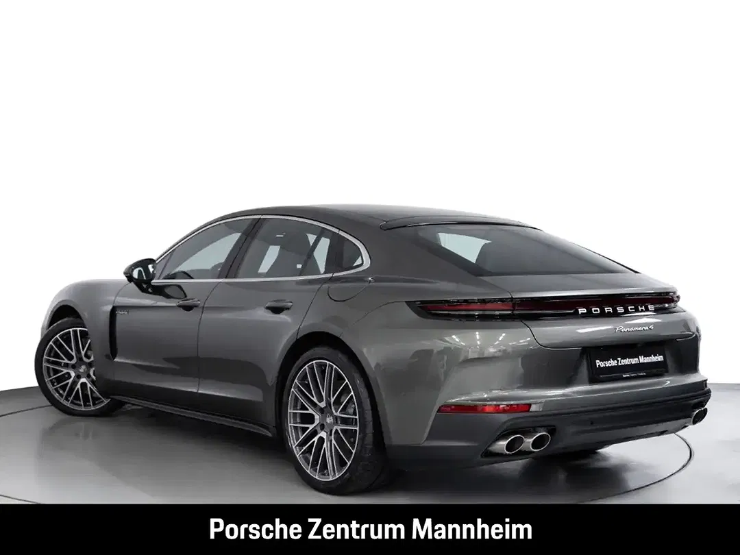 Porsche Panamera - Thumbnail 3