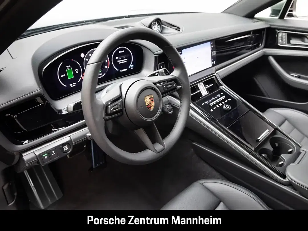 Porsche Panamera - Thumbnail 4