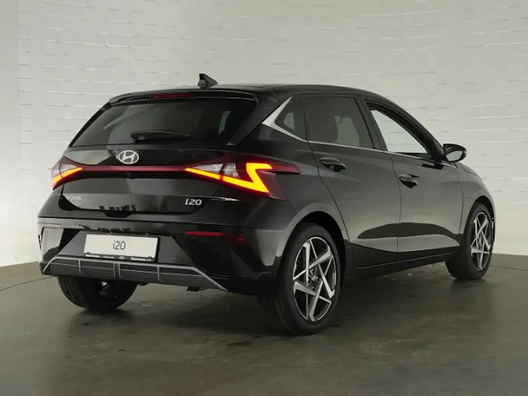 Hyundai i20 - Thumbnail 2