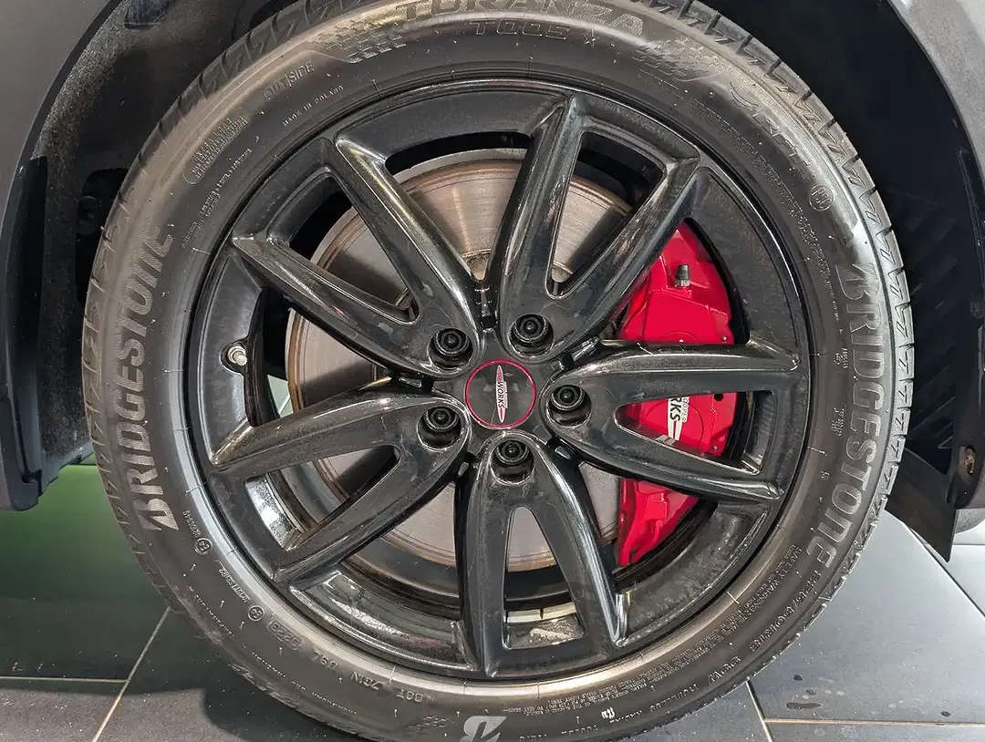 MINI John Cooper Works Countryman - Thumbnail 15