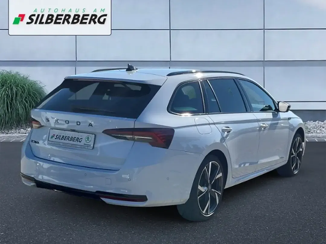 Skoda Octavia - Thumbnail 3