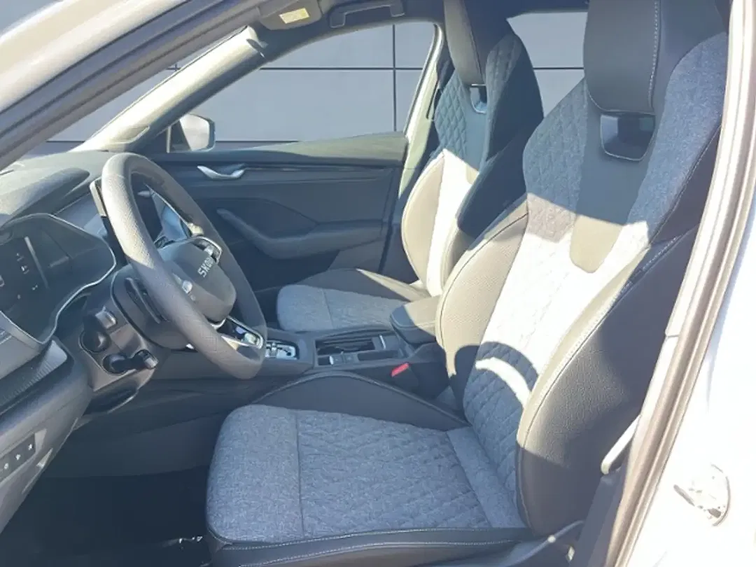 Skoda Octavia - Thumbnail 5