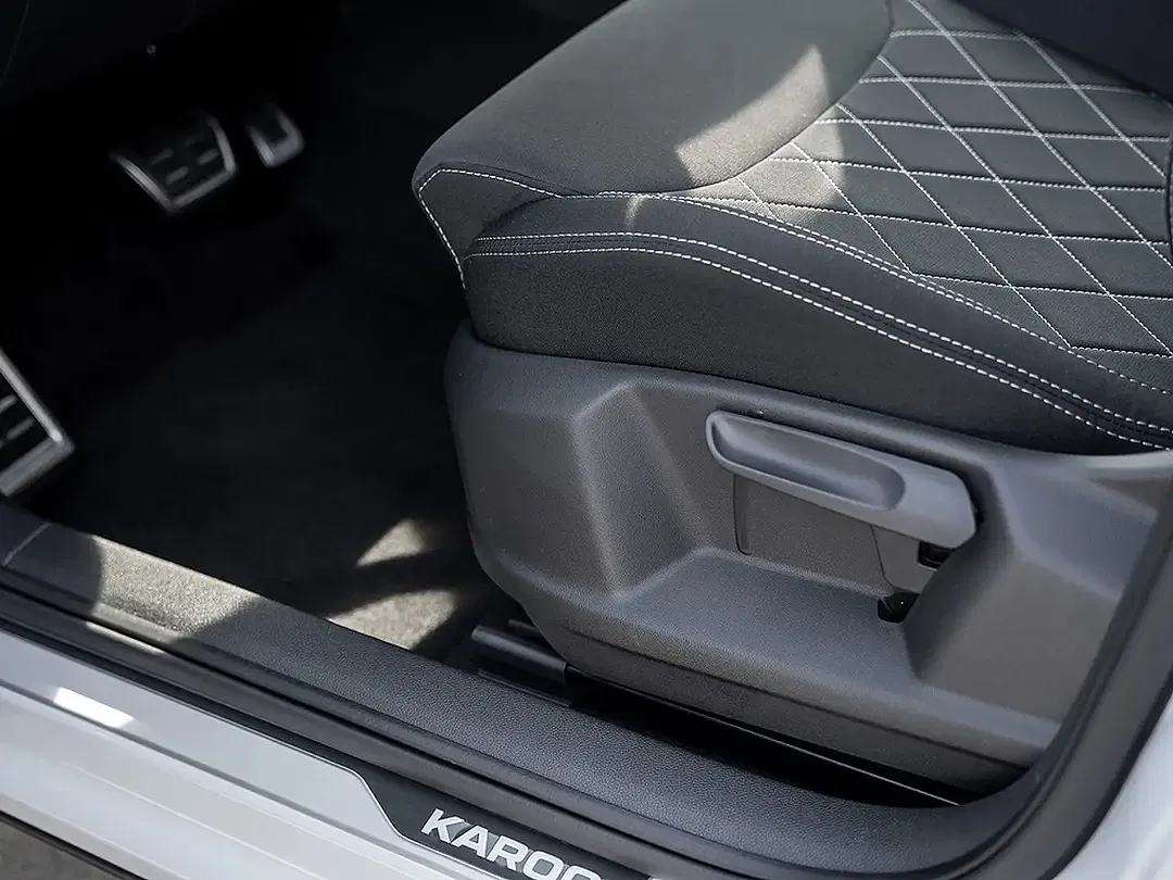 Skoda Karoq - Thumbnail 15