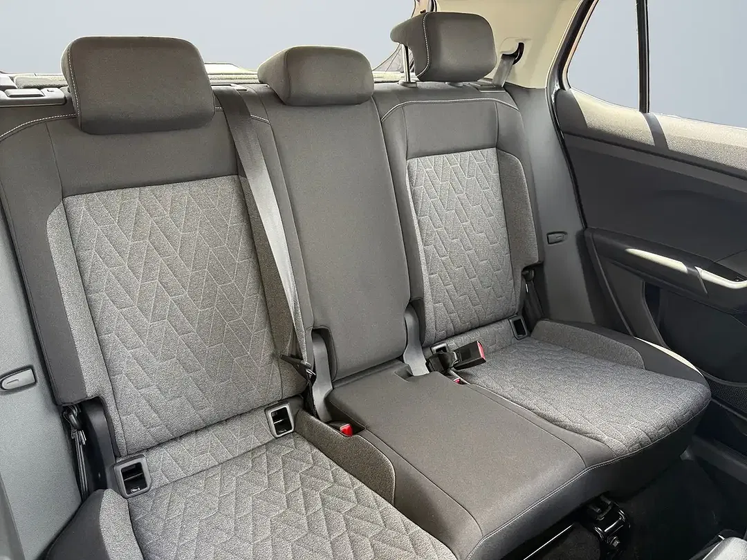 Volkswagen T-Cross - Thumbnail 10